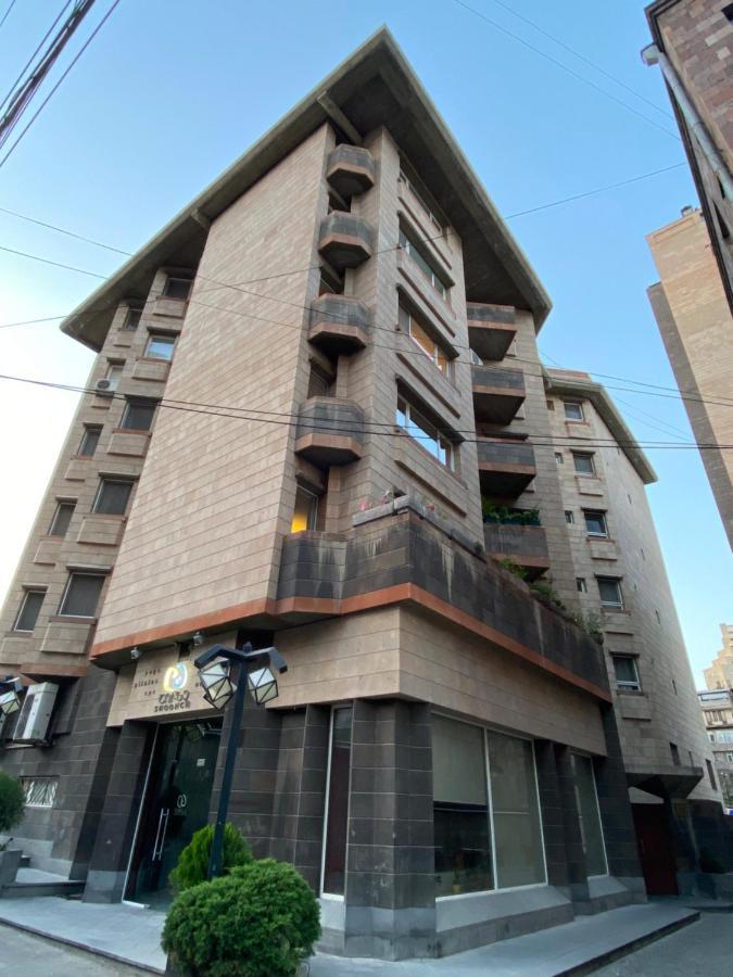Comfortable Apartment In Center Ereván Exterior foto